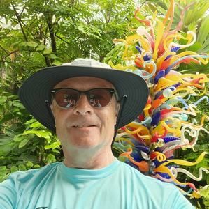 Meet your Posher, Mark